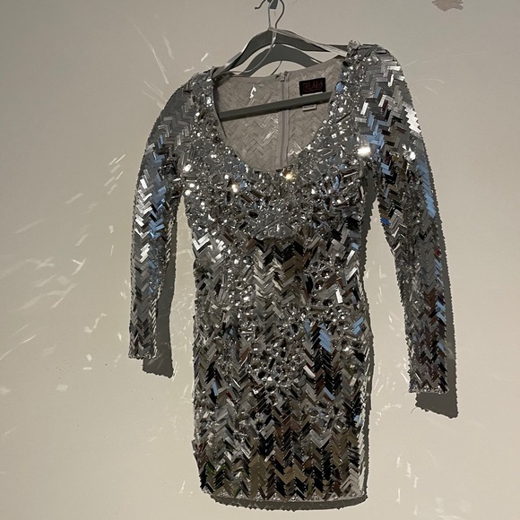 Sparkle special occasion dress - Picture 2 of 5